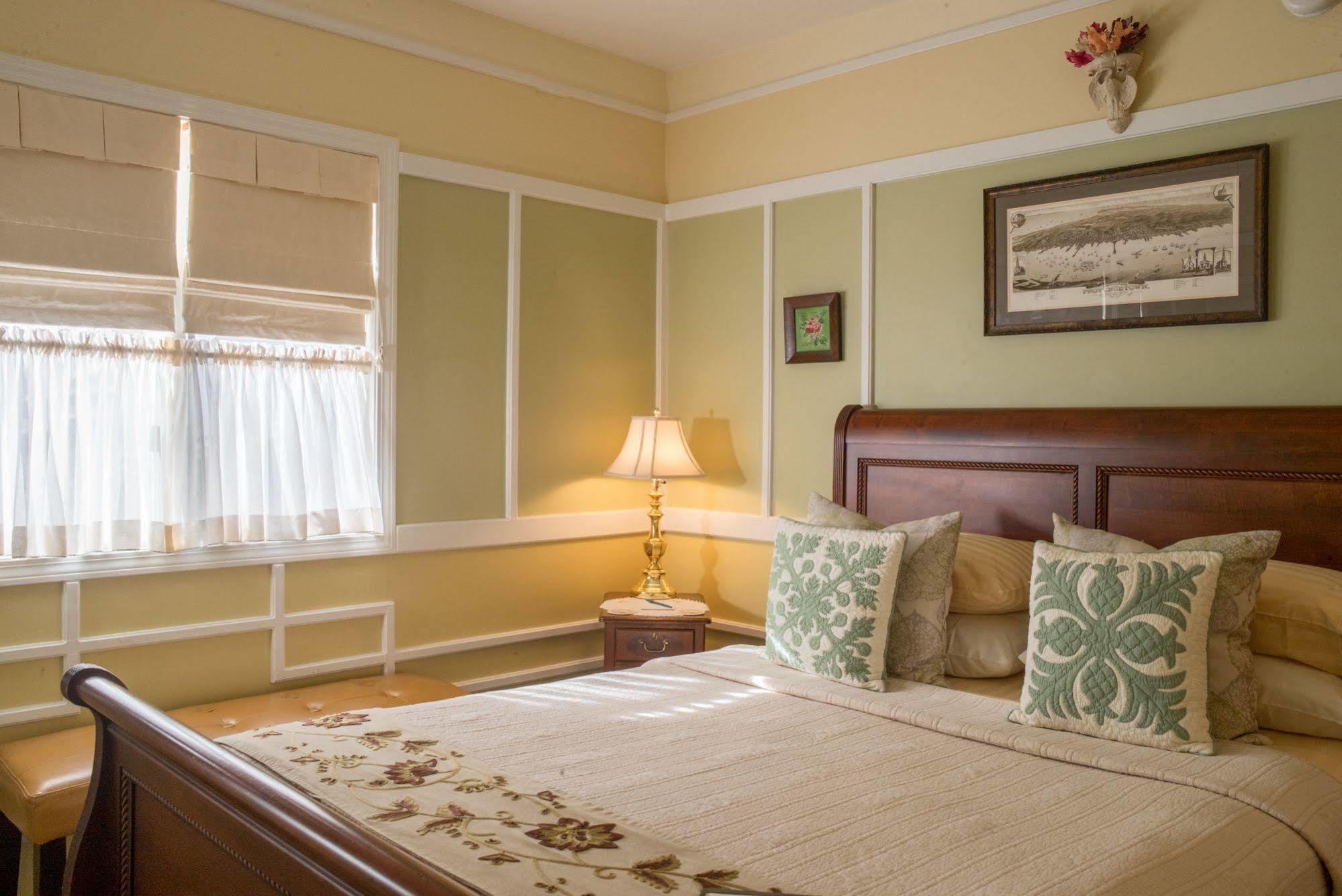プロビンスタウン ザ ビーコンライト ゲスト ハウス Bed & Breakfast エクステリア 写真